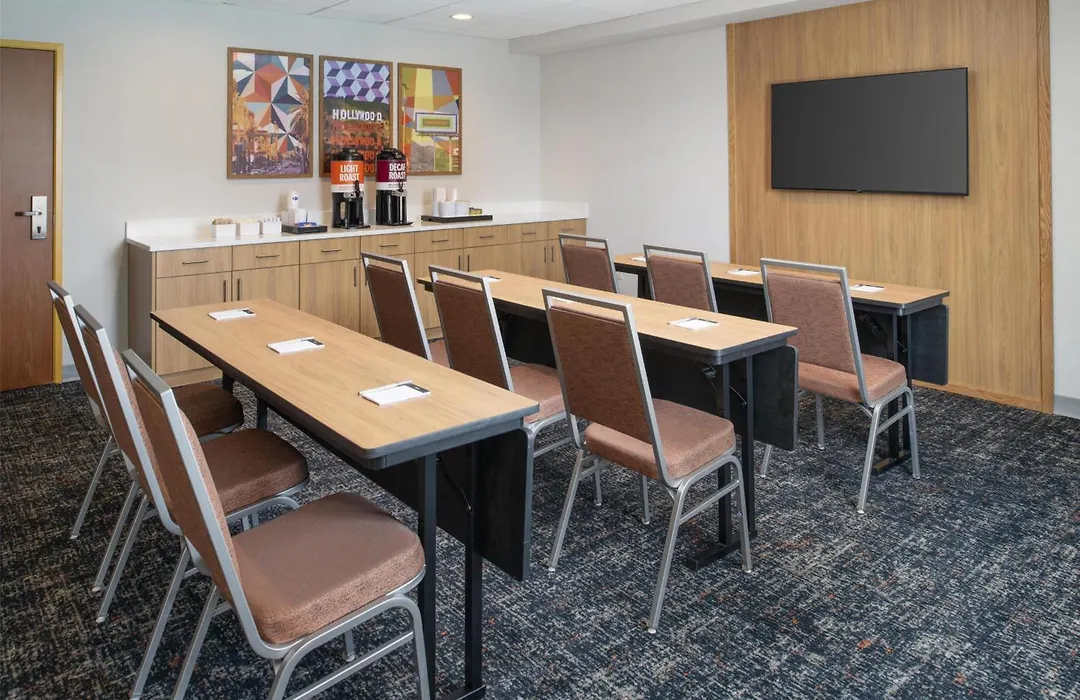 Hampton Inn By Hilton North Hollywood-1